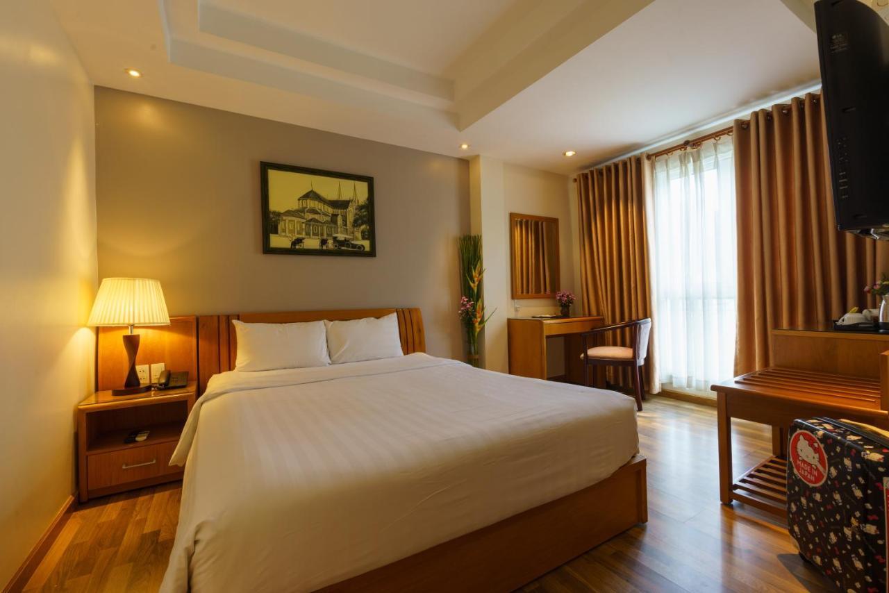 Khách sạn Roseland Corp 3*